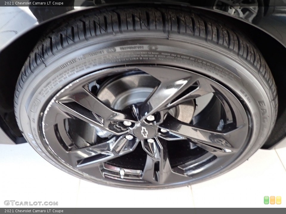 2021 Chevrolet Camaro LT Coupe Wheel and Tire Photo #143735692