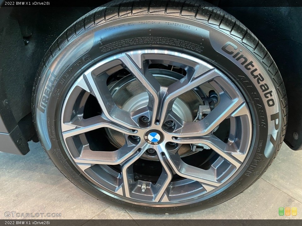 2022 BMW X1 Wheels and Tires