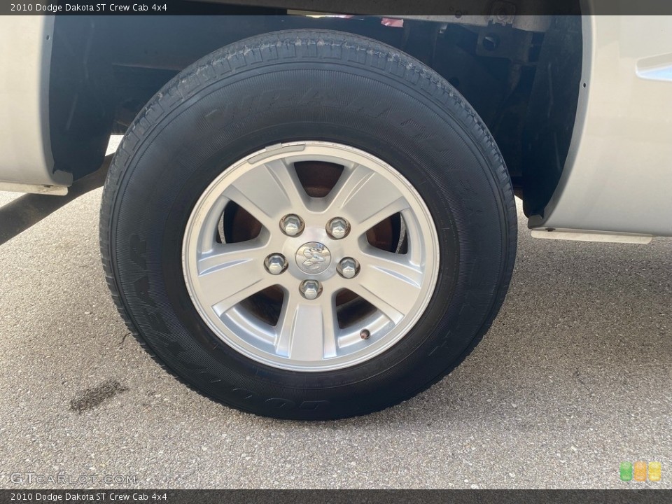 2010 Dodge Dakota ST Crew Cab 4x4 Wheel and Tire Photo #143847130