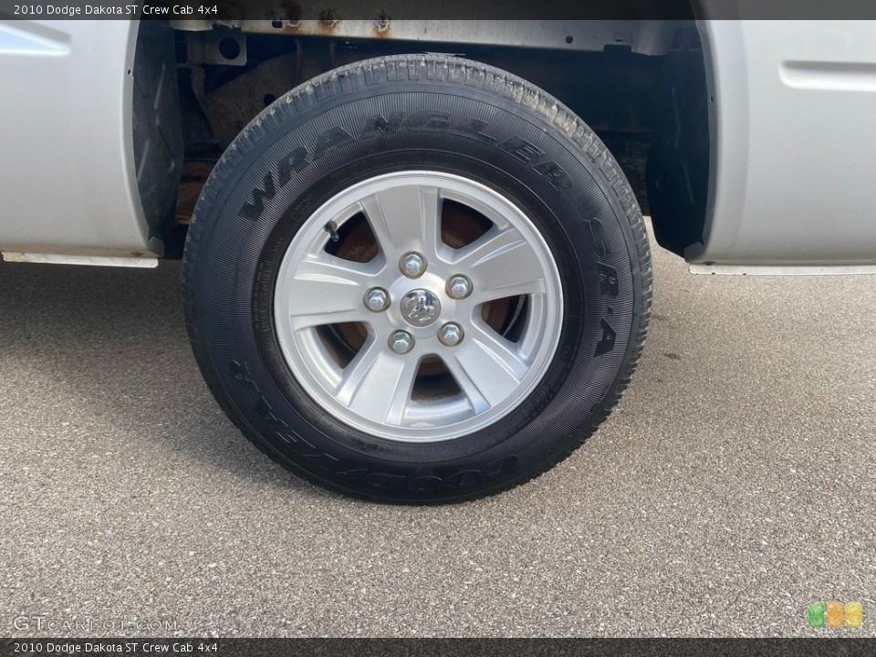 2010 Dodge Dakota ST Crew Cab 4x4 Wheel and Tire Photo #143847140