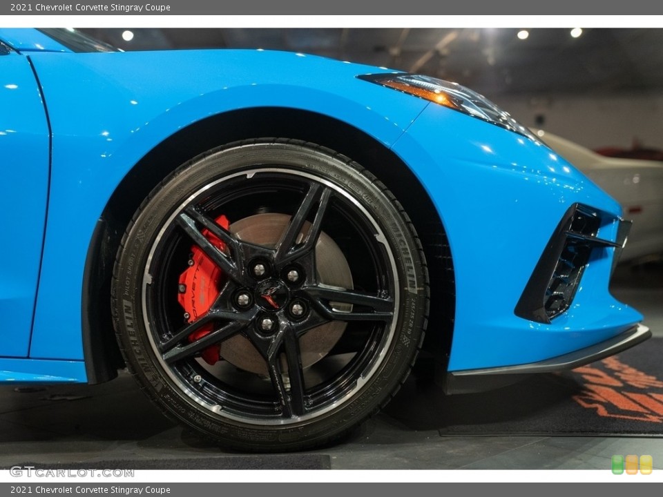 2021 Chevrolet Corvette Stingray Coupe Wheel and Tire Photo #143859571
