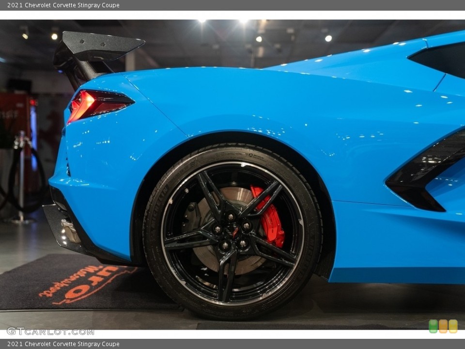 2021 Chevrolet Corvette Stingray Coupe Wheel and Tire Photo #143859781