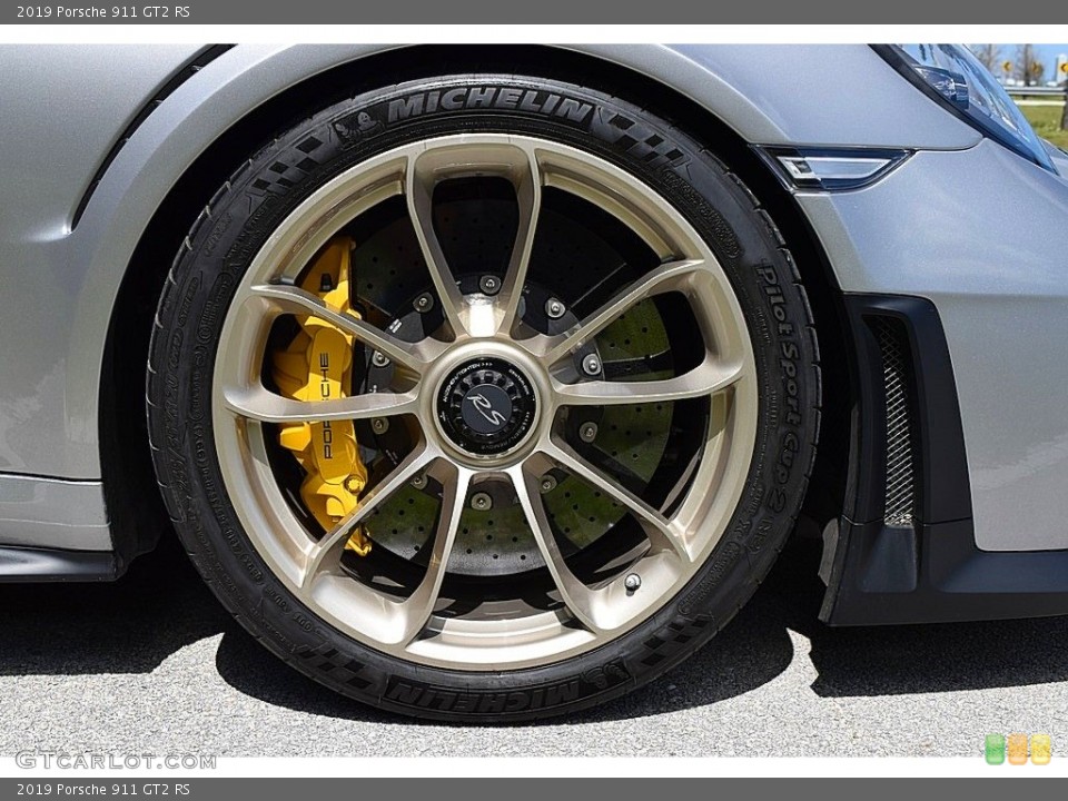 2019 Porsche 911 GT2 RS Wheel and Tire Photo #143874846