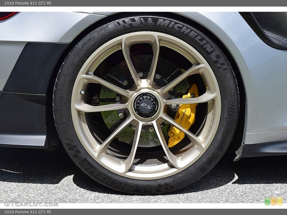 2019 Porsche 911 GT2 RS Wheel and Tire Photo #143874883