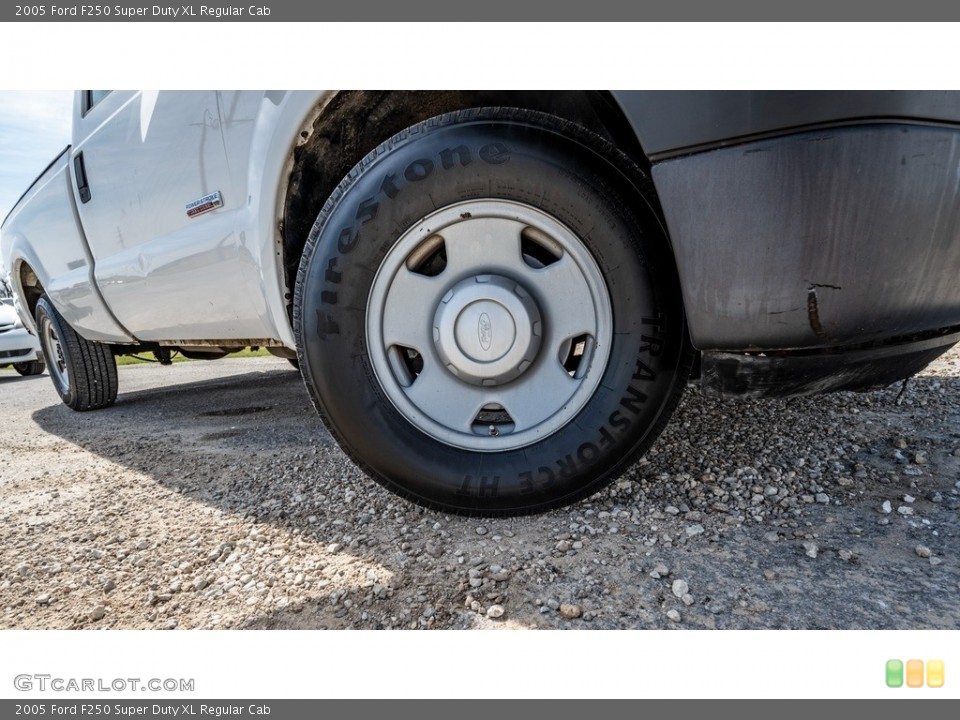2005 Ford F250 Super Duty XL Regular Cab Wheel and Tire Photo #143963732