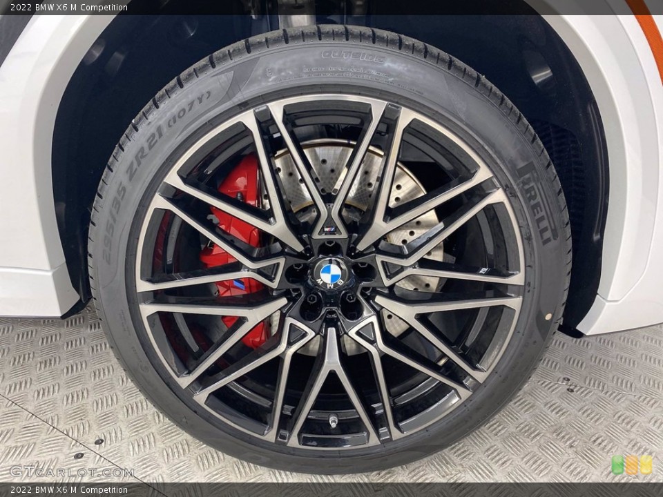 2022 BMW X6 M Competition Wheel and Tire Photo #144009420