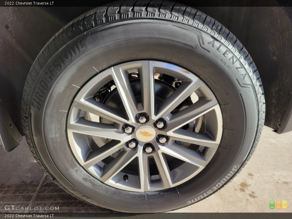 2022 Chevrolet Traverse LT Wheel and Tire Photo #144015635