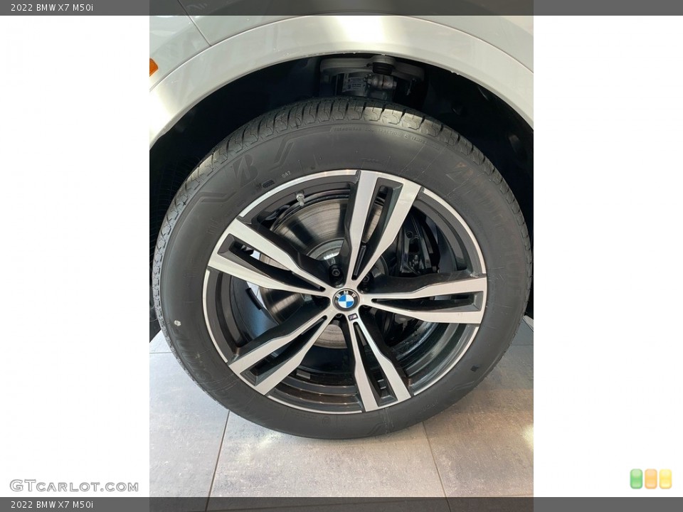 2022 BMW X7 Wheels and Tires