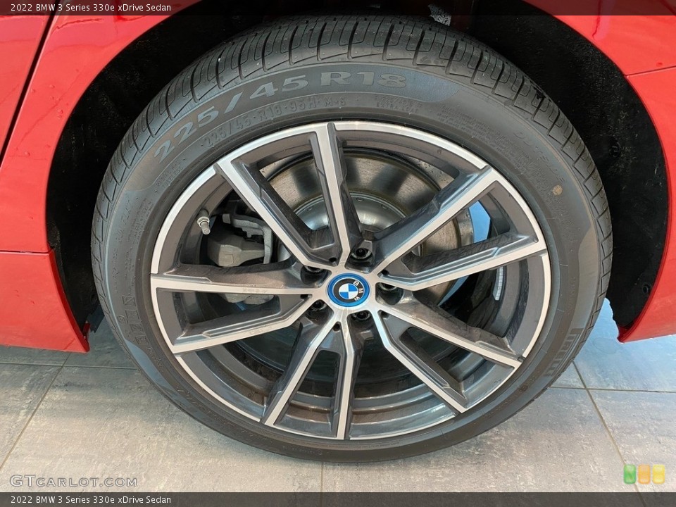2022 BMW 3 Series 330e xDrive Sedan Wheel and Tire Photo #144072497