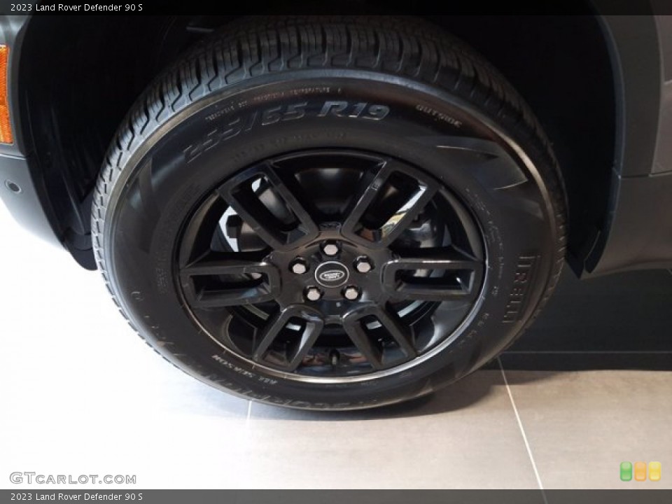 2023 Land Rover Defender 90 S Wheel and Tire Photo #144074078