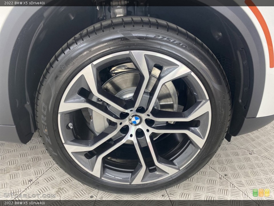 2022 BMW X5 sDrive40i Wheel and Tire Photo #144204945