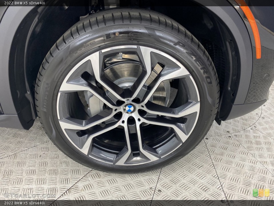 2022 BMW X5 sDrive40i Wheel and Tire Photo #144287140