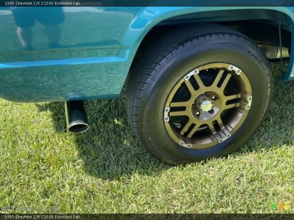 1995 Chevrolet C/K Custom Wheel and Tire Photo #144296470