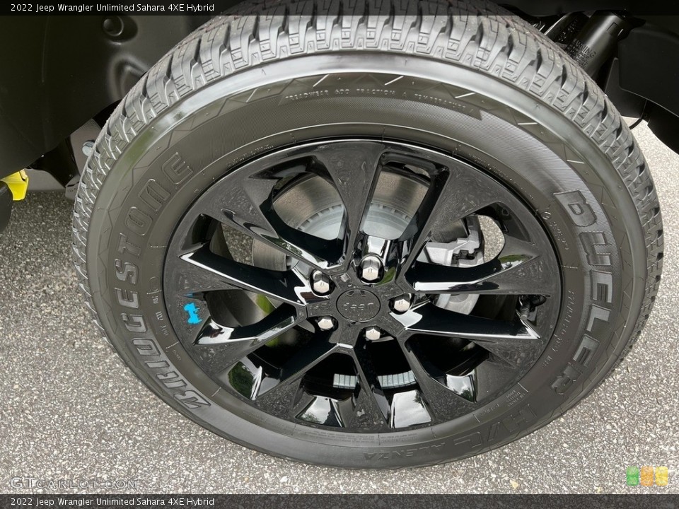 2022 Jeep Wrangler Unlimited Sahara 4XE Hybrid Wheel and Tire Photo #144302017