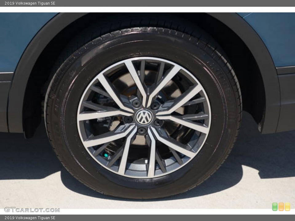 2019 Volkswagen Tiguan SE Wheel and Tire Photo #144370259