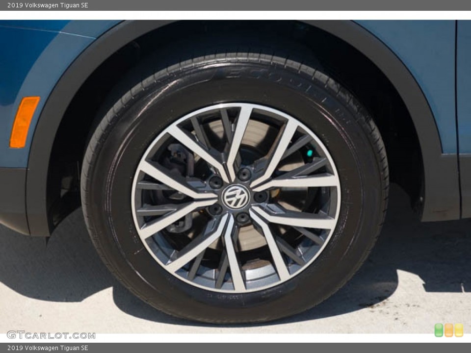 2019 Volkswagen Tiguan SE Wheel and Tire Photo #144370273