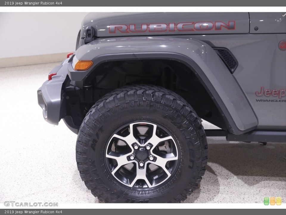 2019 Jeep Wrangler Wheels and Tires