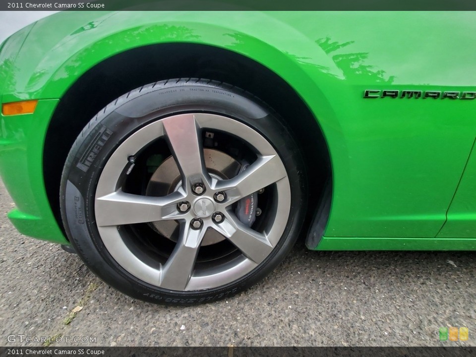 2011 Chevrolet Camaro SS Coupe Wheel and Tire Photo #144436191