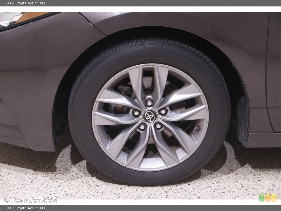 2019 Toyota Avalon XLE Wheel and Tire Photo #144519456