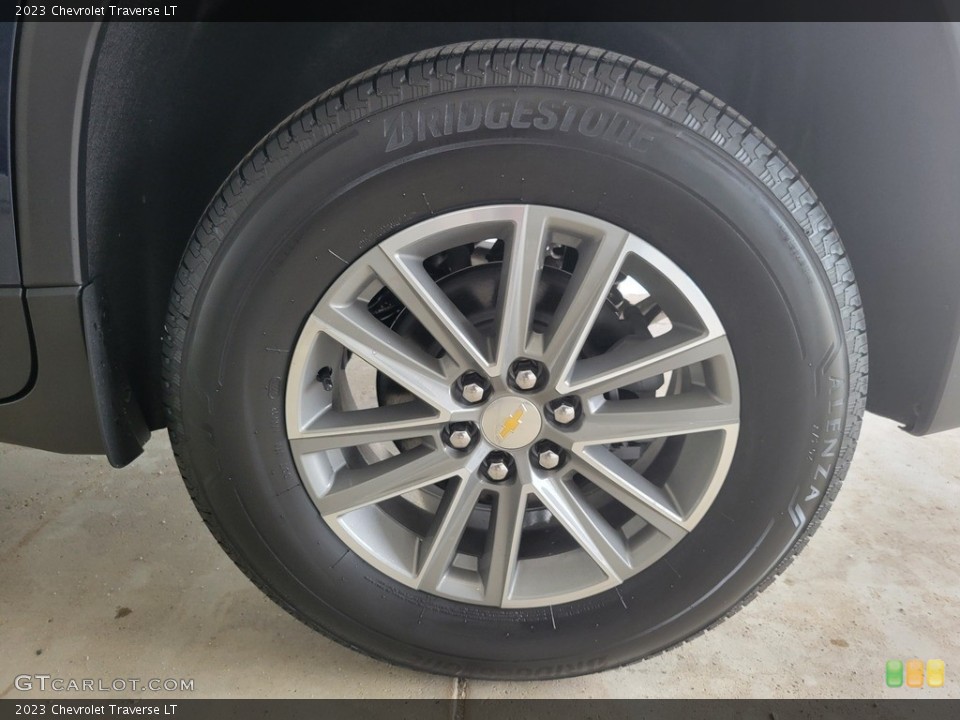 2023 Chevrolet Traverse LT Wheel and Tire Photo #144654950