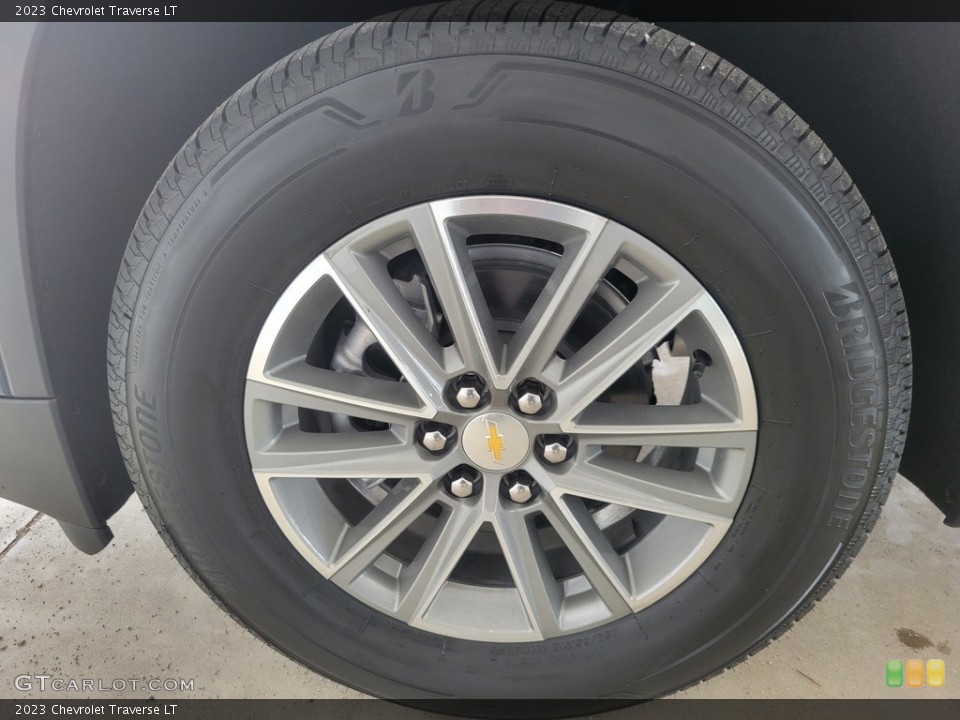 2023 Chevrolet Traverse LT Wheel and Tire Photo #144654974