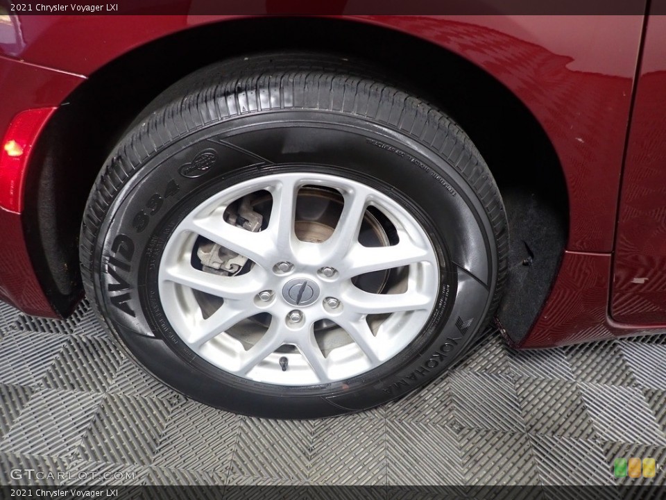 2021 Chrysler Voyager LXI Wheel and Tire Photo #144740264