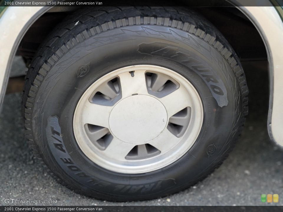 2001 Chevrolet Express 1500 Passenger Conversion Van Wheel and Tire Photo #144759843