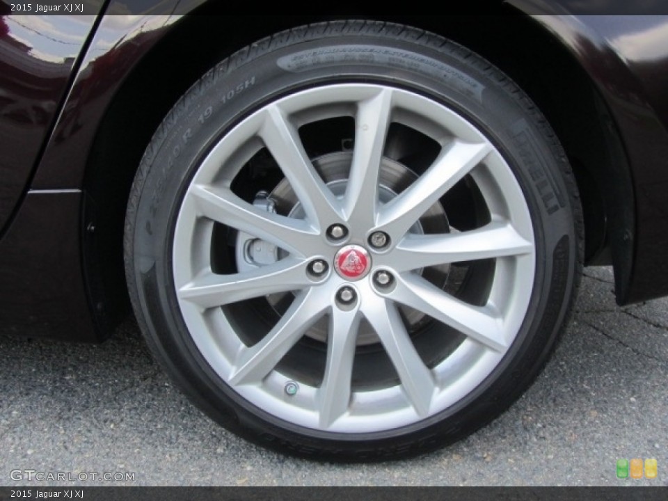 2015 Jaguar XJ Wheels and Tires