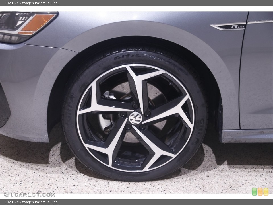 2021 Volkswagen Passat R-Line Wheel and Tire Photo #144825935