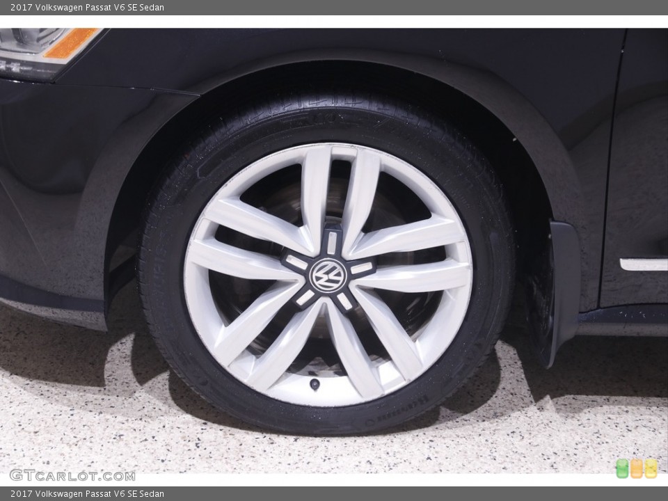 2017 Volkswagen Passat V6 SE Sedan Wheel and Tire Photo #144910584