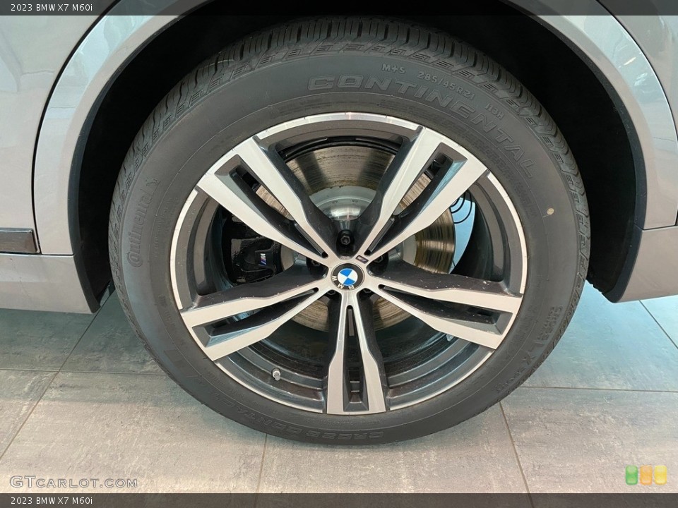 2023 BMW X7 Wheels and Tires