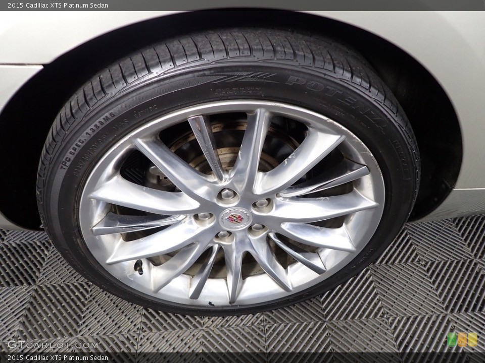 2015 Cadillac XTS Platinum Sedan Wheel and Tire Photo #144989584