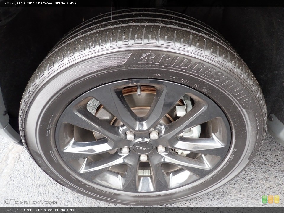 2022 Jeep Grand Cherokee Laredo X 4x4 Wheel and Tire Photo #145196980
