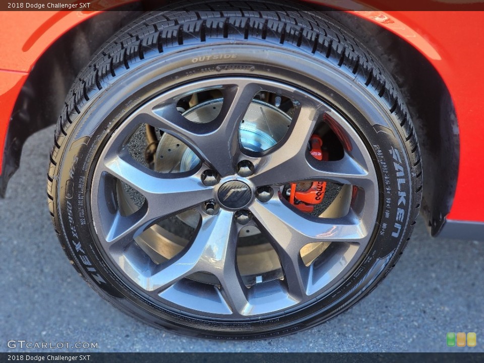 2018 Dodge Challenger SXT Wheel and Tire Photo #145208357