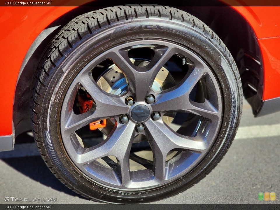 2018 Dodge Challenger SXT Wheel and Tire Photo #145208411