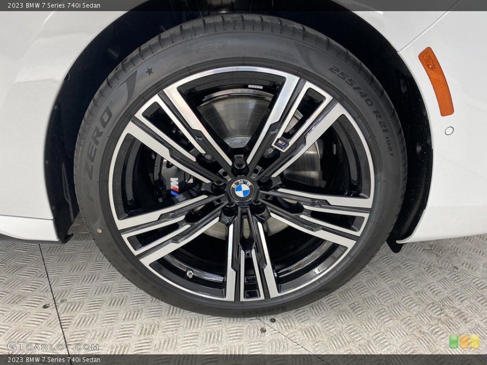 2023 BMW 7 Series 740i Sedan Wheel and Tire Photo #145273484