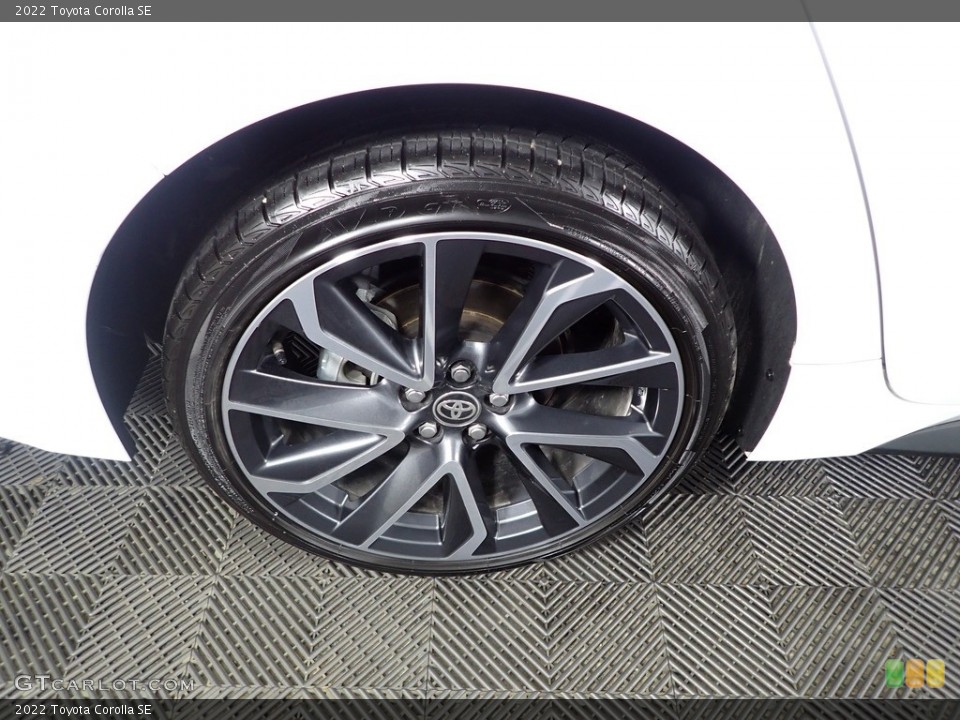 2022 Toyota Corolla SE Wheel and Tire Photo #145284681