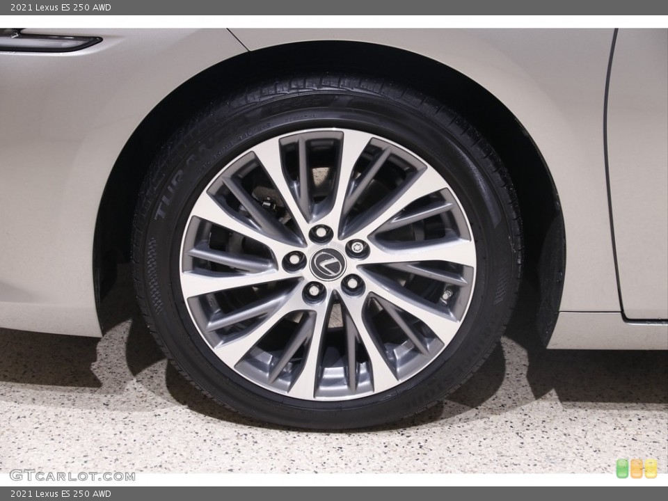 2021 Lexus ES Wheels and Tires