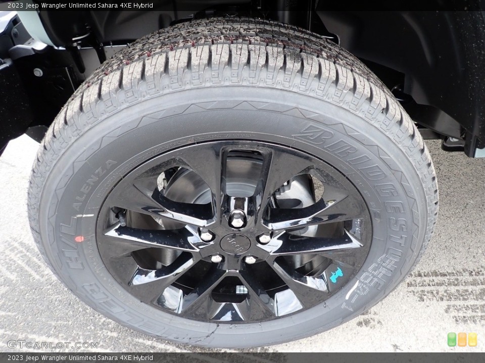 2023 Jeep Wrangler Unlimited Sahara 4XE Hybrid Wheel and Tire Photo #145443268