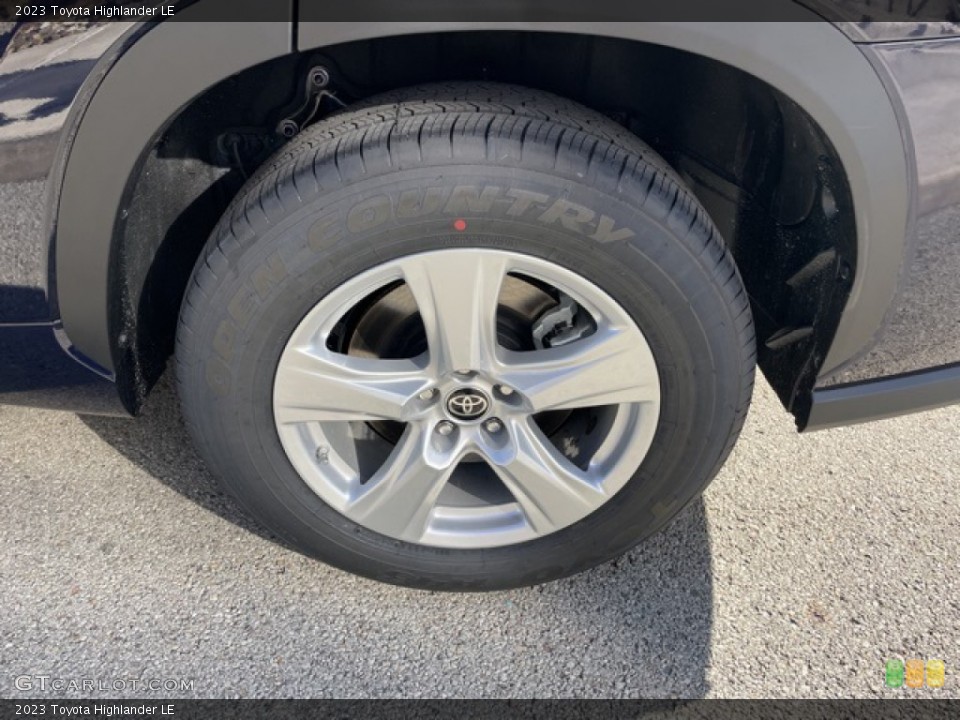 2023 Toyota Highlander LE Wheel and Tire Photo #145549624