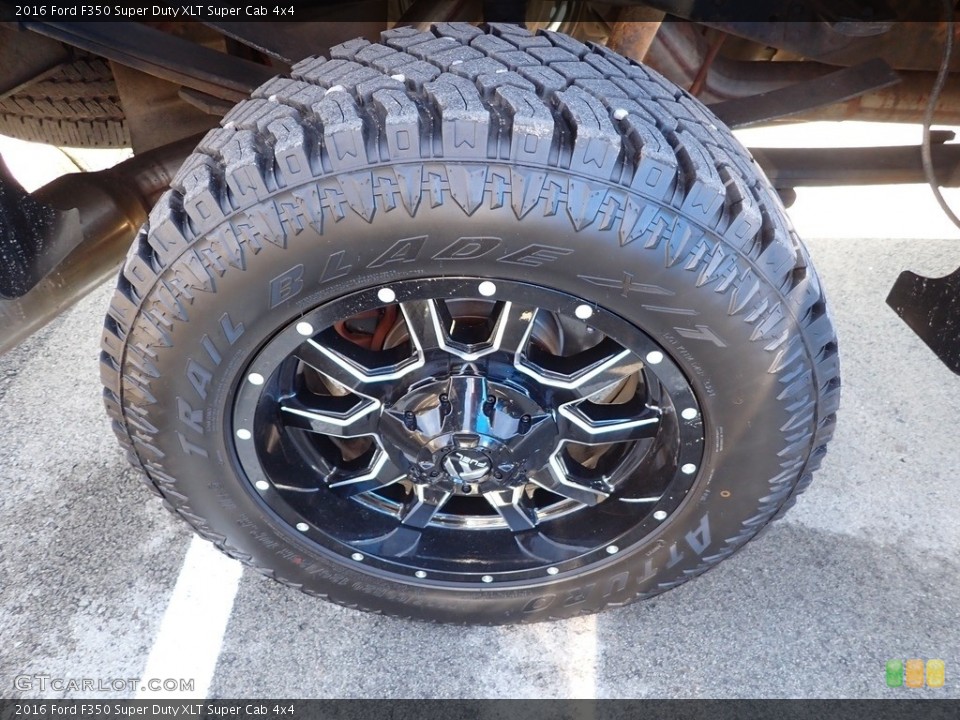 2016 Ford F350 Super Duty Custom Wheel and Tire Photo #145607445