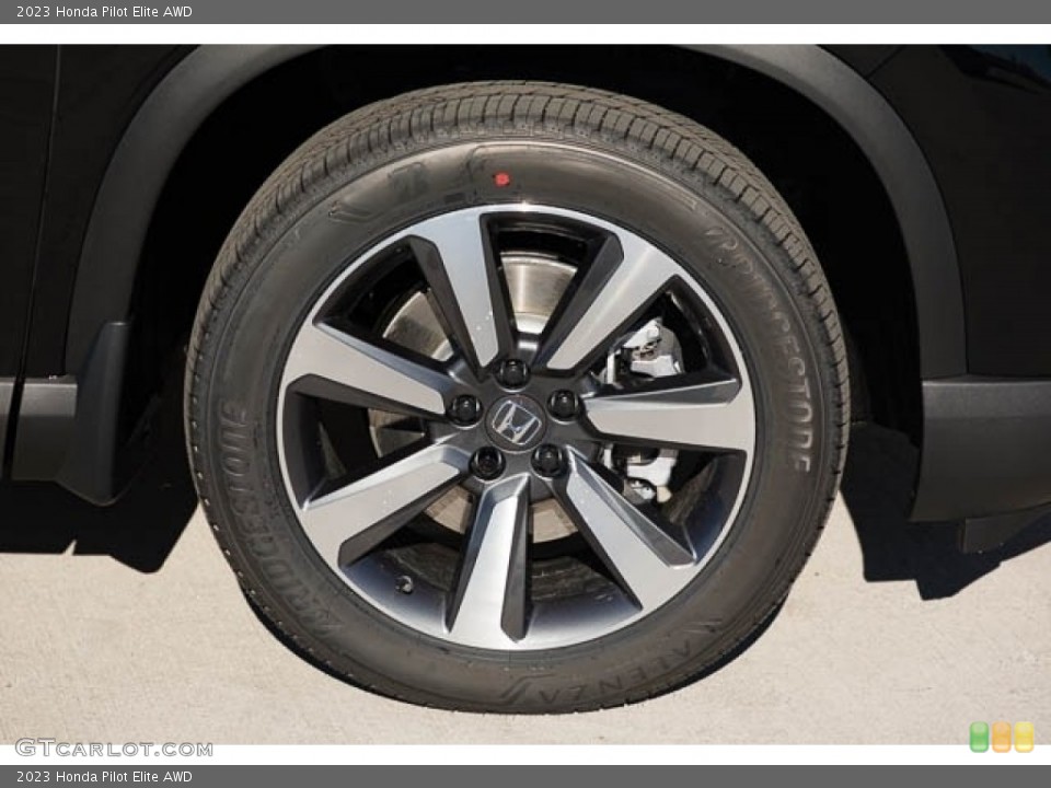 2023 Honda Pilot Elite AWD Wheel and Tire Photo #145715152