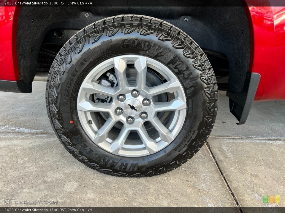 2023 Chevrolet Silverado 1500 RST Crew Cab 4x4 Wheel and Tire Photo #145725459