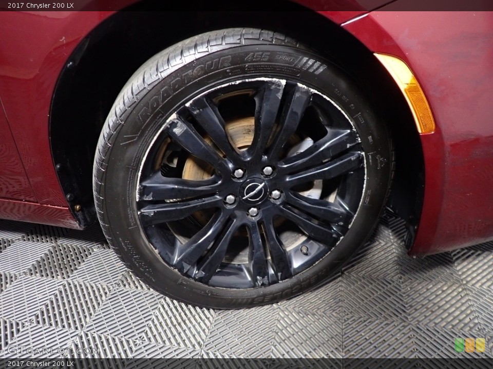 2017 Chrysler 200 Wheels and Tires