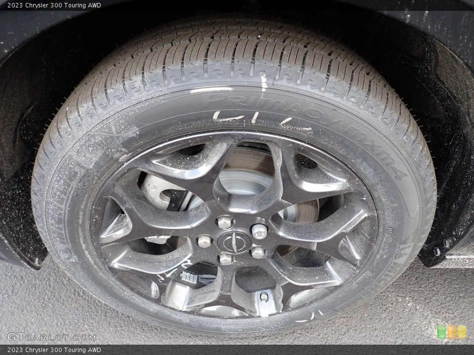 2023 Chrysler 300 Touring AWD Wheel and Tire Photo #145829157