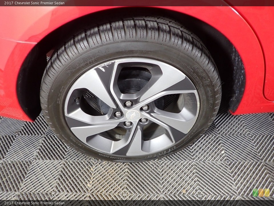 2017 Chevrolet Sonic Premier Sedan Wheel and Tire Photo #145934969