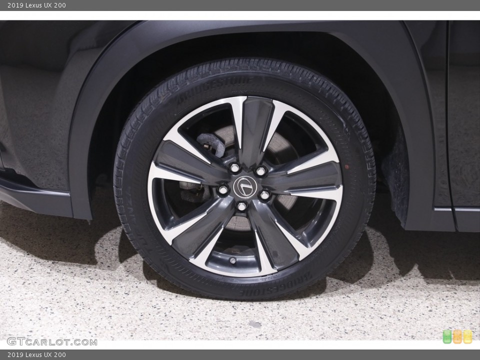 2019 Lexus UX Wheels and Tires