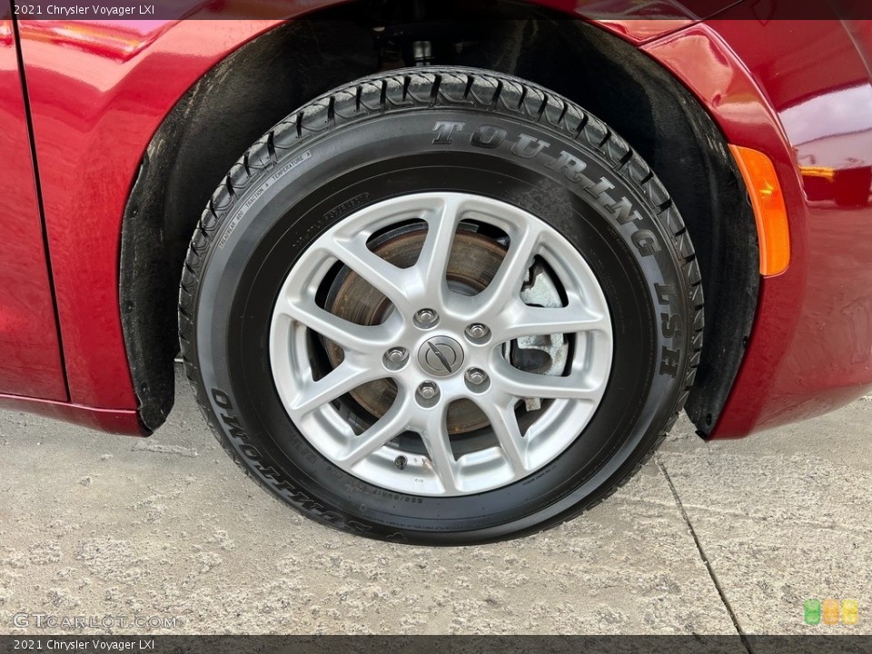 2021 Chrysler Voyager LXI Wheel and Tire Photo #146000622