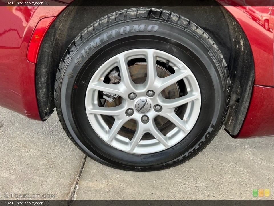 2021 Chrysler Voyager LXI Wheel and Tire Photo #146000662