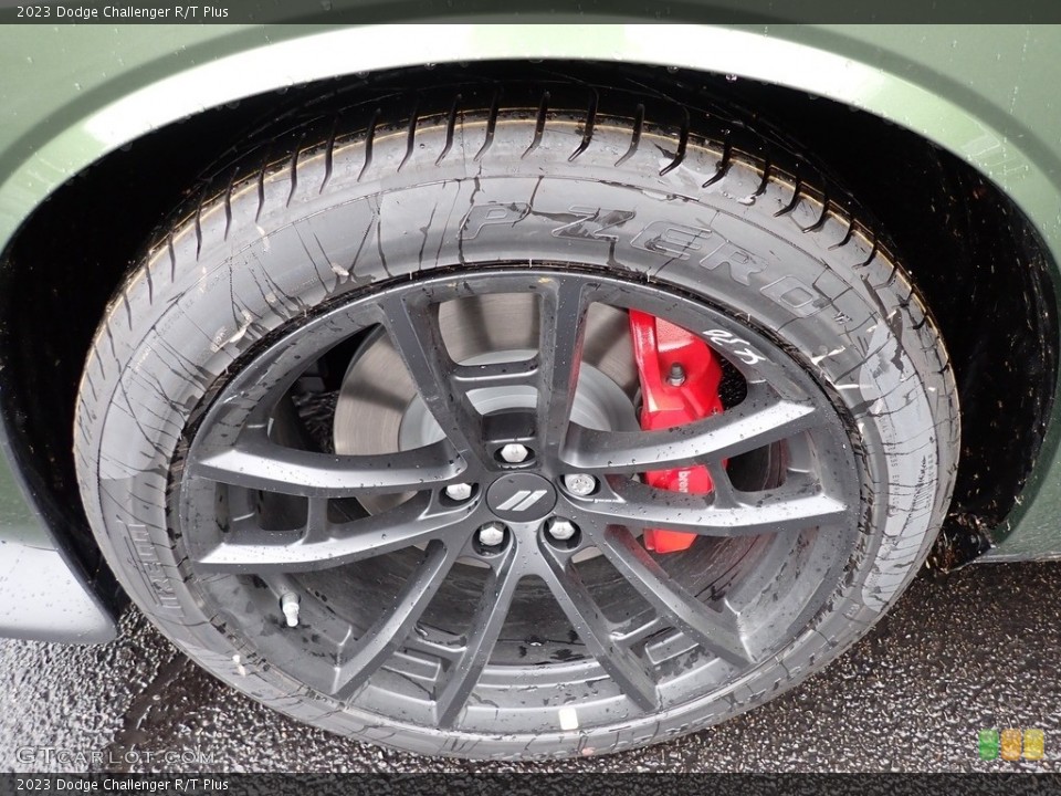 2023 Dodge Challenger R/T Plus Wheel and Tire Photo #146049843